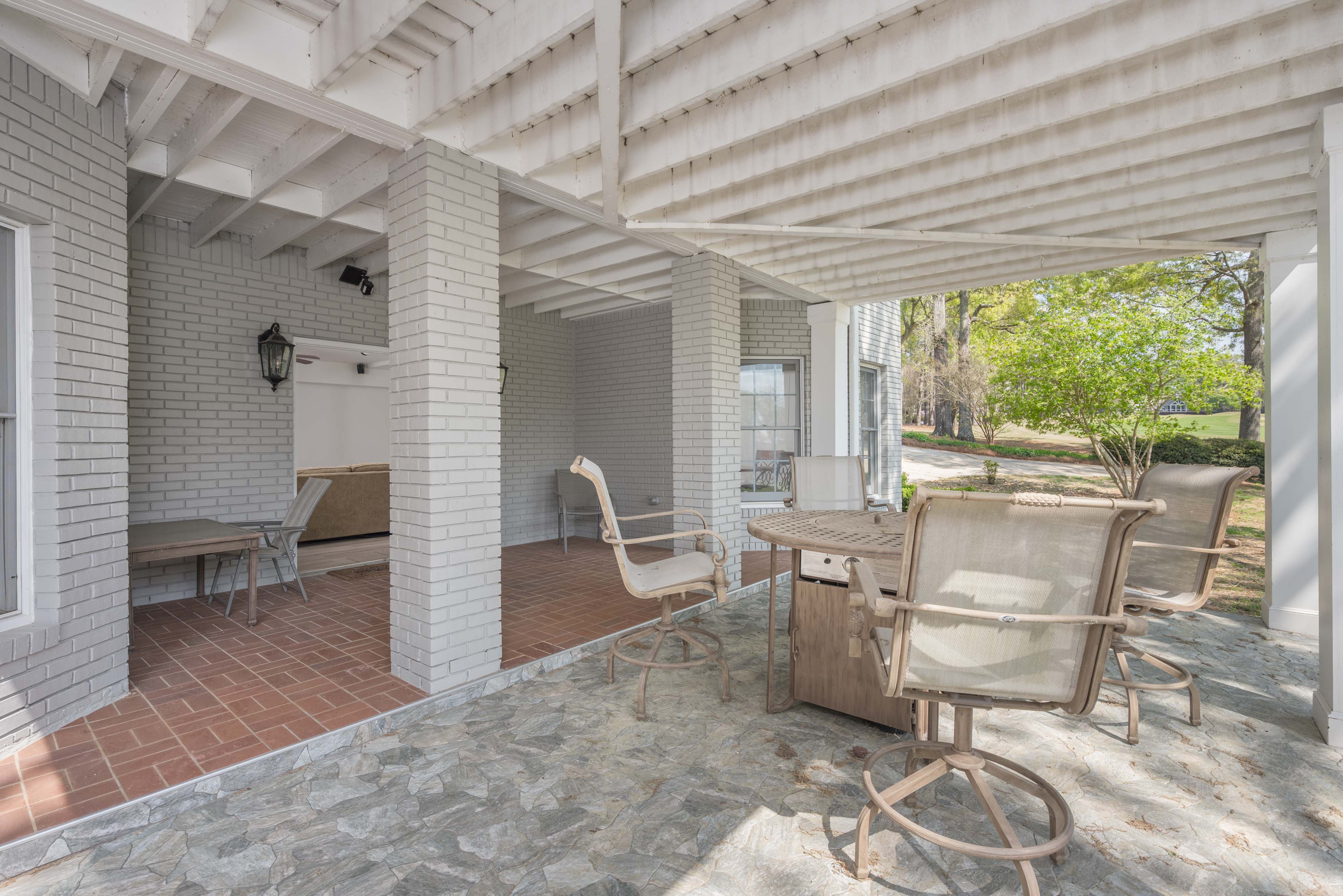 1021 Ridge Terrace image 52